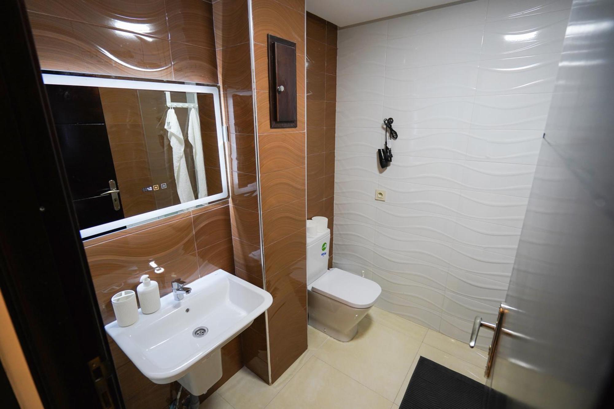 Appartement With Terasse 5 Min To Tanger Marina-Free Parking Экстерьер фото